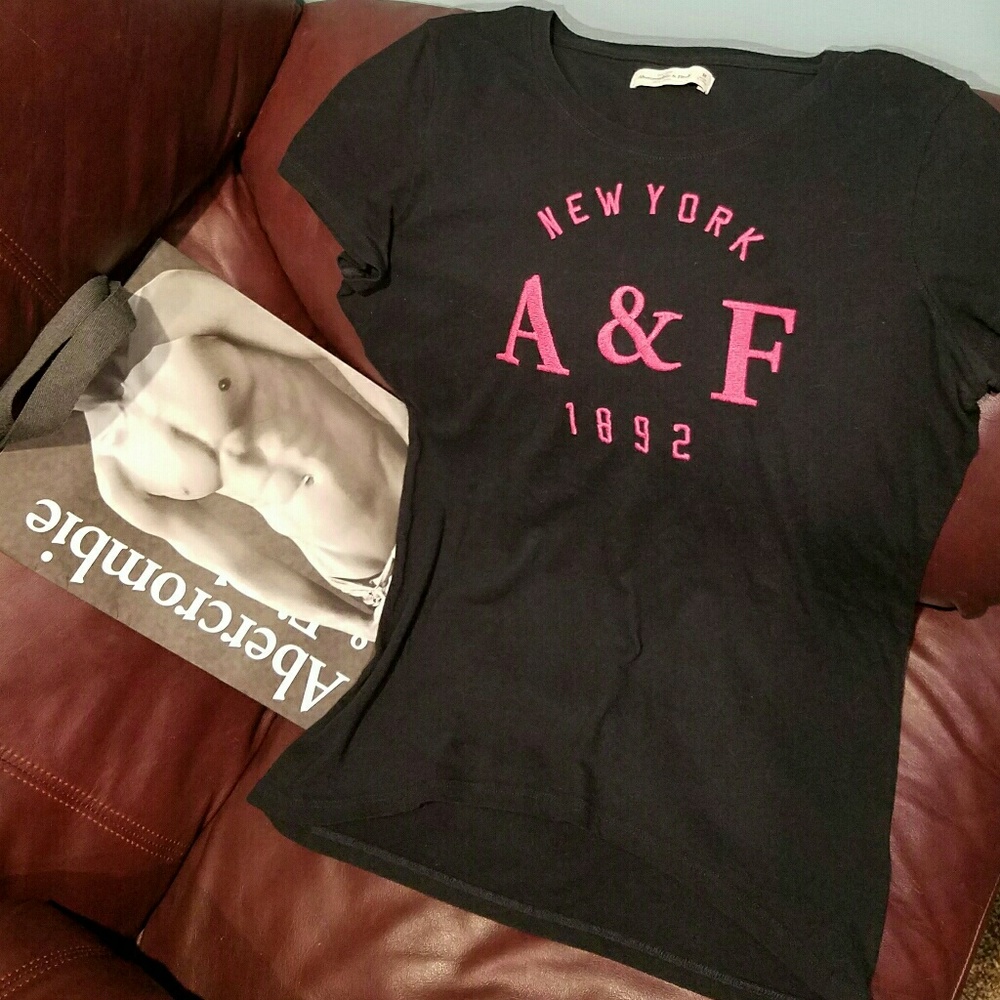 Cute Abercrombie Tee