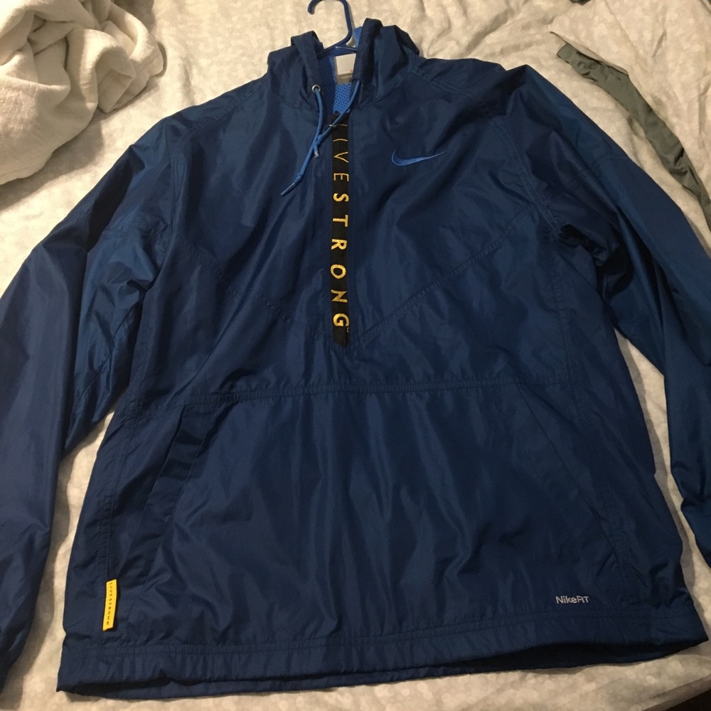 Nike-fit livestrong windbreaker
