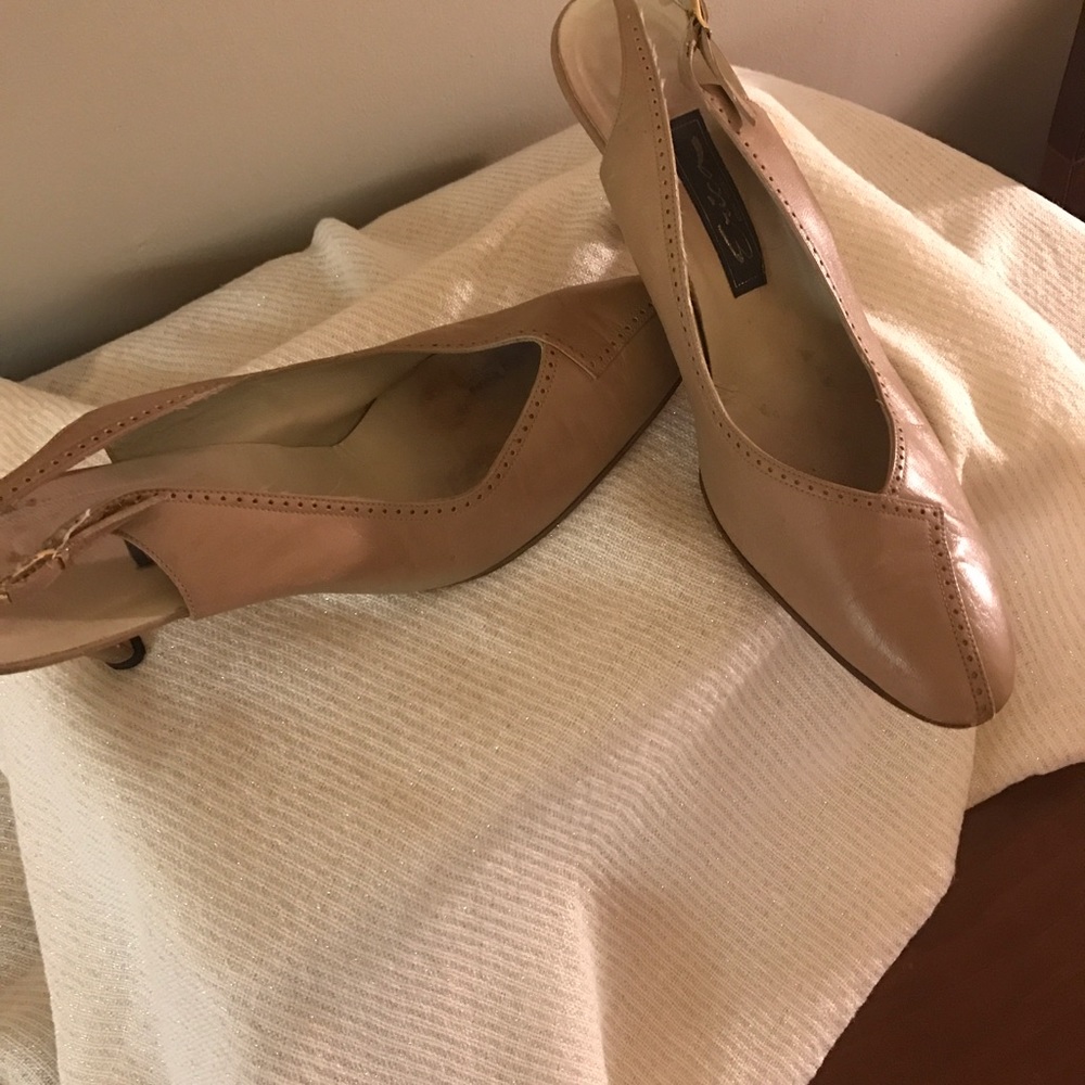 Size 11 1/2AA slingback pumps.