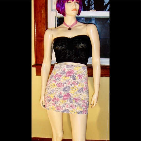 💋VTG true 80s Lycra Floral Micro Mini Skirt - Picture 4 of 4