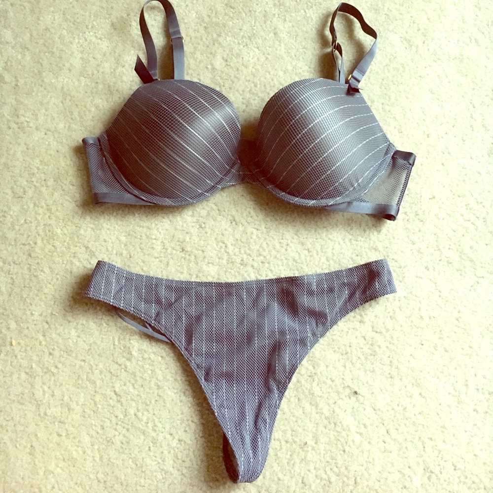 Victoria's Secret bra/thong set
