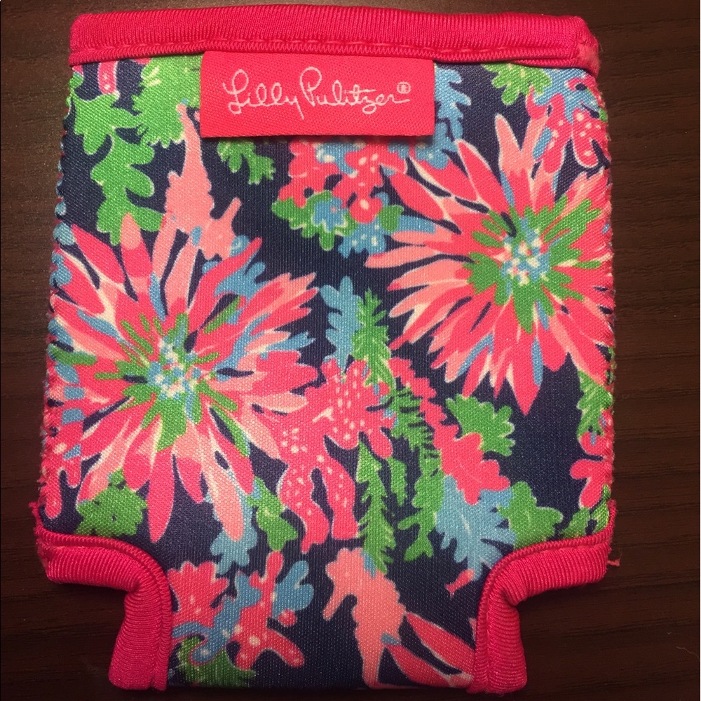 Lilly Pulitzer drink hugger