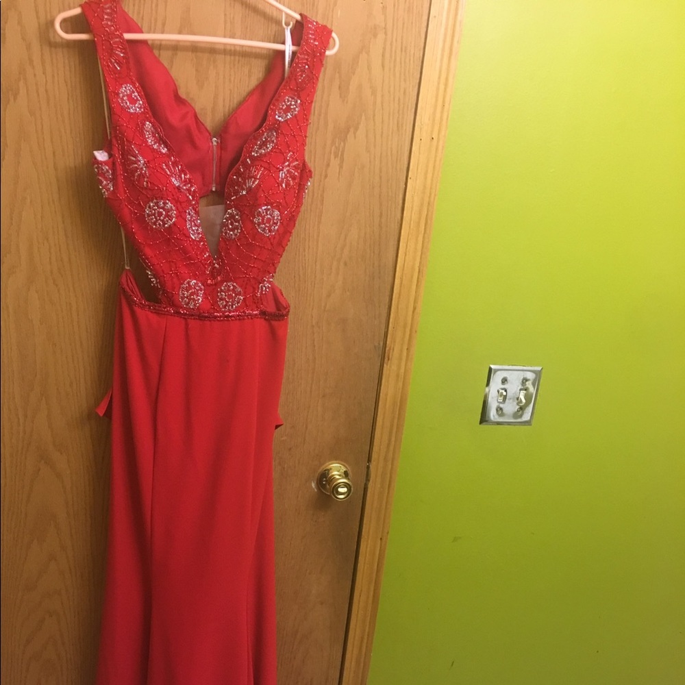 Sherri Hill prom dress