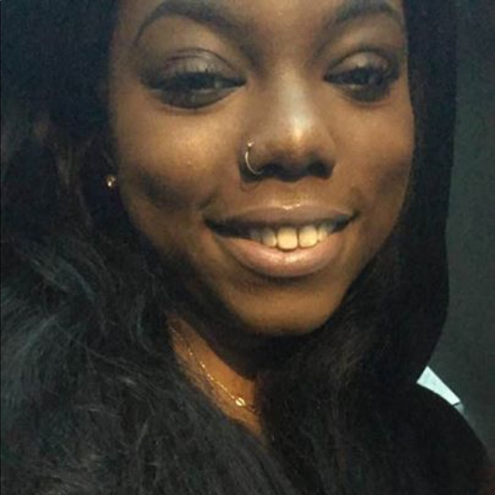 Meet your Posher, Darneisha