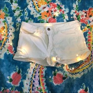 White America Apparel jean shorts ✨