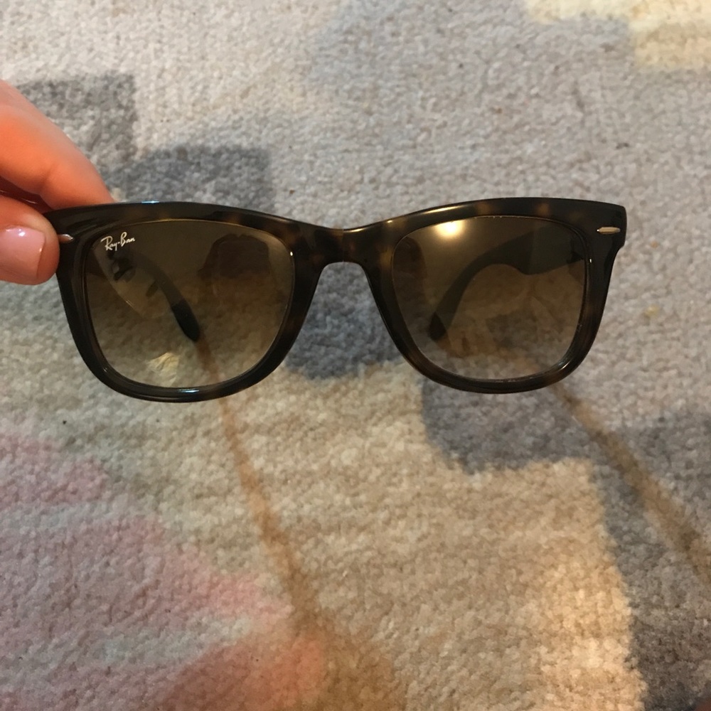 Folding wayfarer Ray Bans