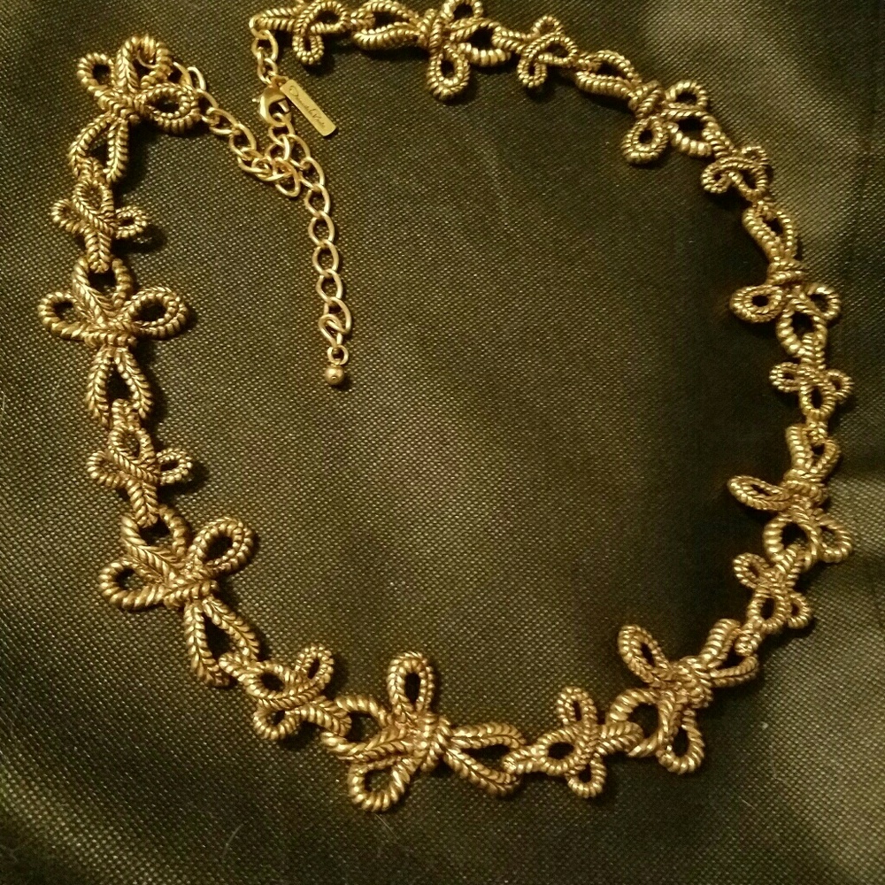 Oscar de la Renta 1973 signed Gold plated Necklace