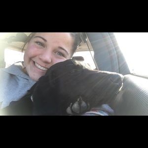 Meet your Posher, Ana