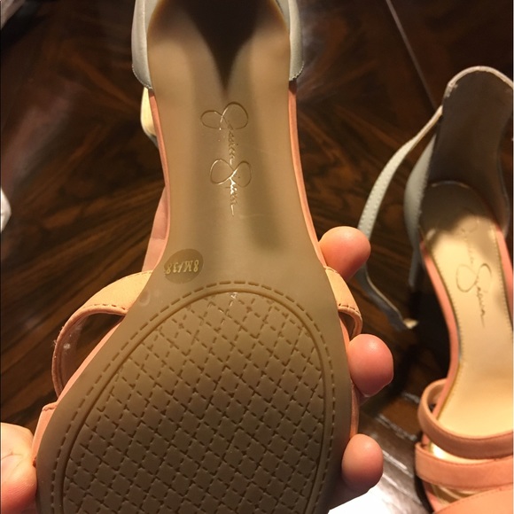 Jessica Simpson spring strapped heels - Picture 4 of 4