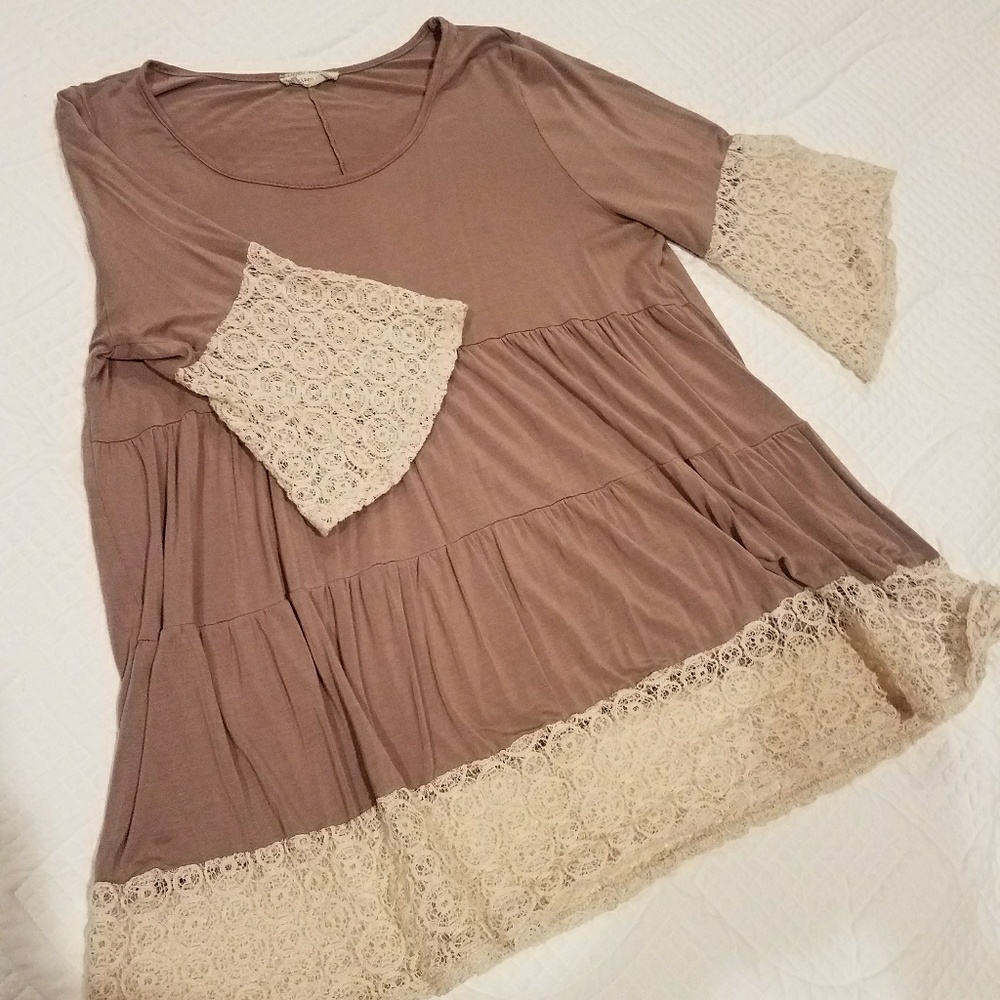 Feminine Flowy Tunic