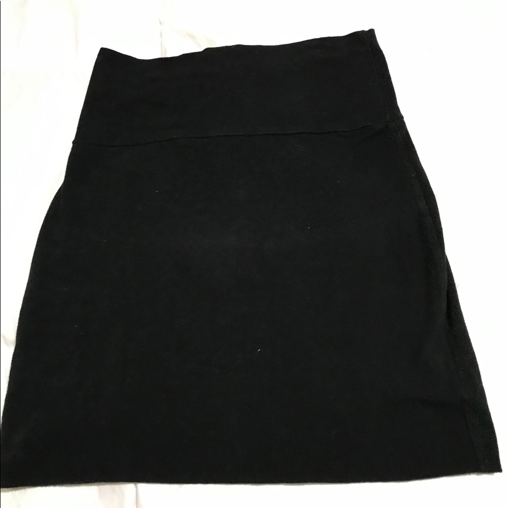 Black Stretchy mini skirt
