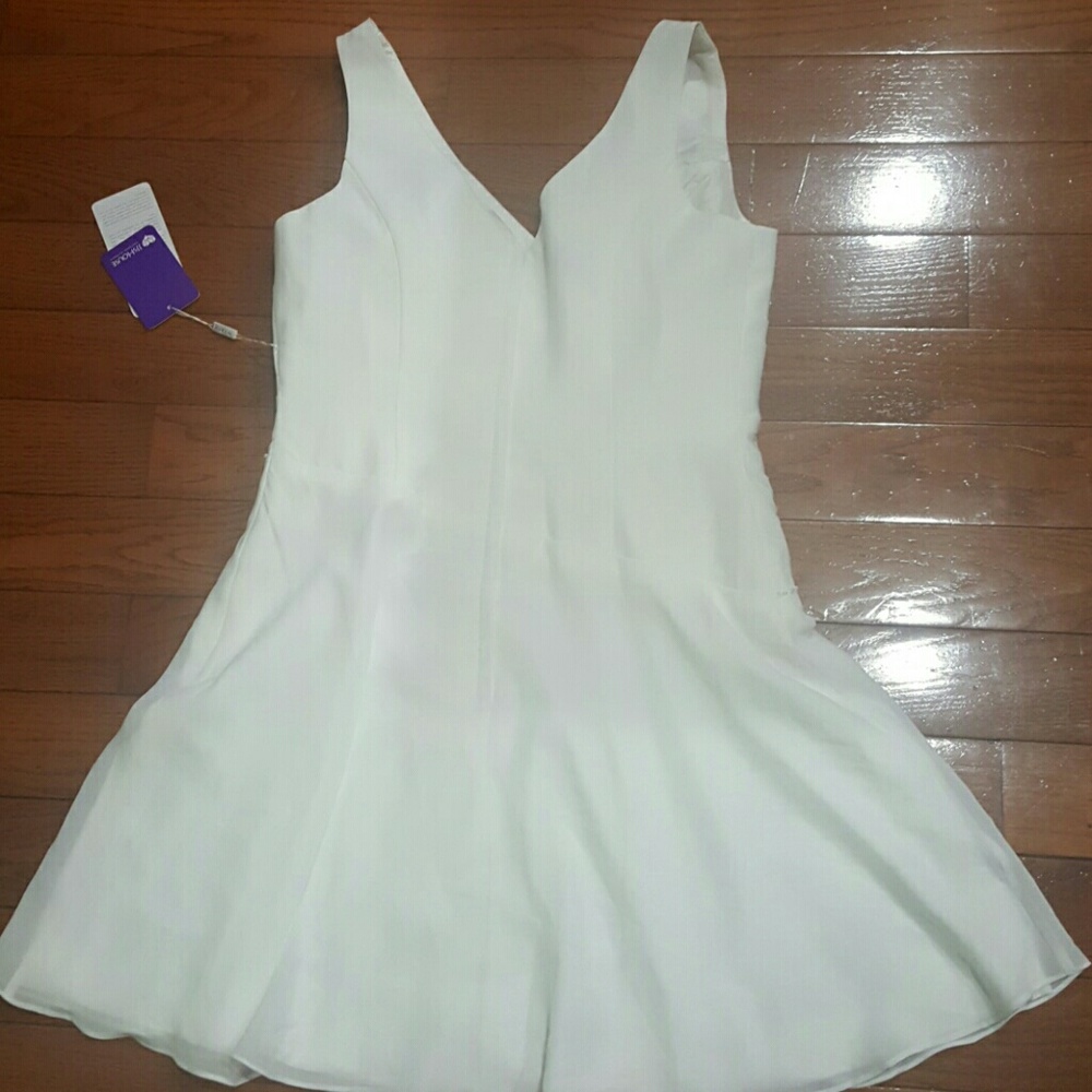 Dress - Picture 3 of 4