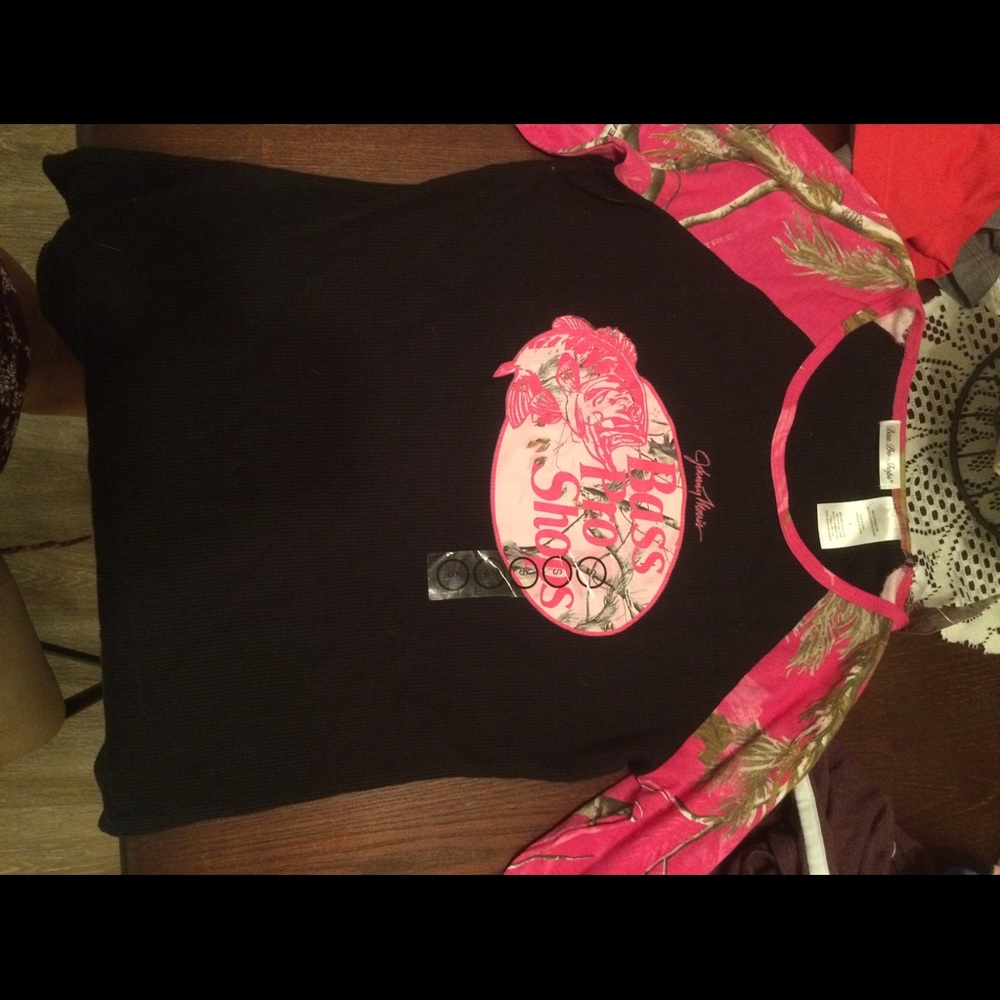 Bass pro shops baseball tee