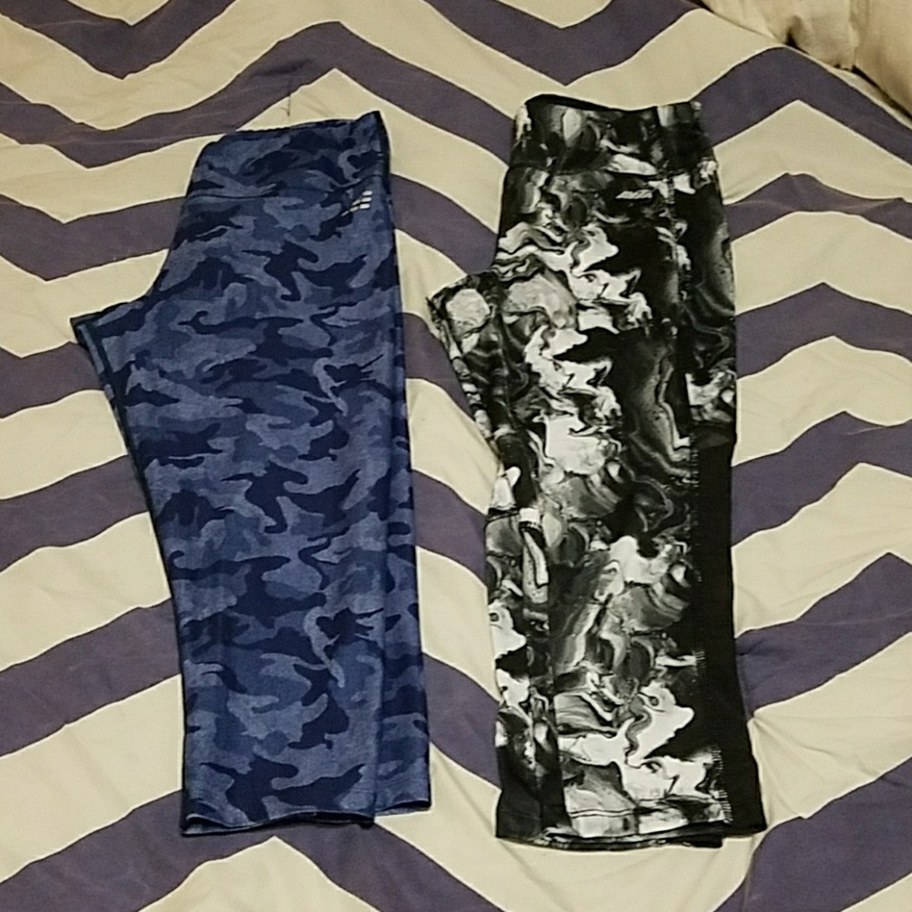 Workout spandex capris