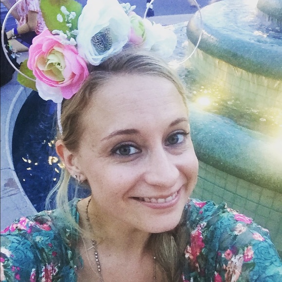 Meet your Posher, Kate - Picture 3 of 8