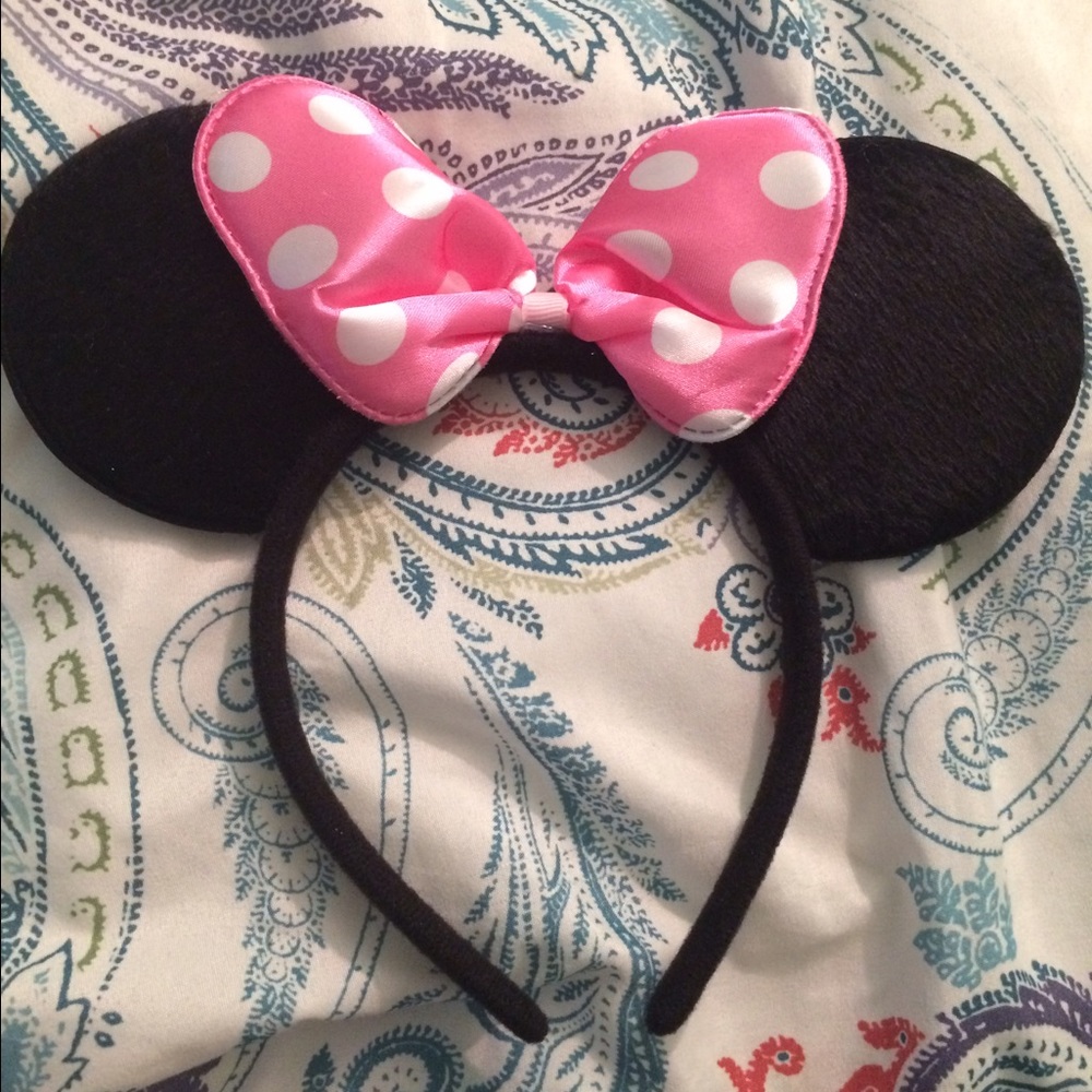 Cute Minnie Mouse ears