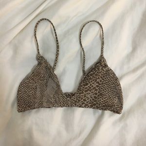 ACACIA NA PALI TOP IN SNAKE