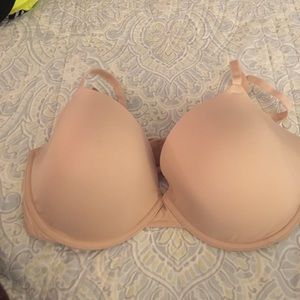 PINK nude tshirt bra