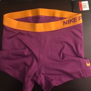 Nike pro shorts brand new❗️price drop ❗️