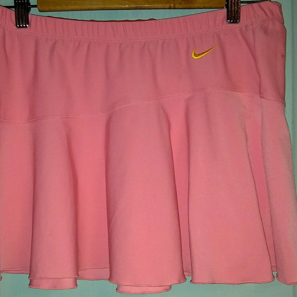 "Nike" Women's Tennis Skirt