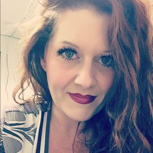 HELLO, FELLOW BROTHER  AND SISTER POSHERS!!