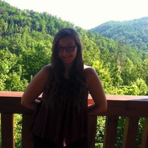 Meet your Posher, Katelyn