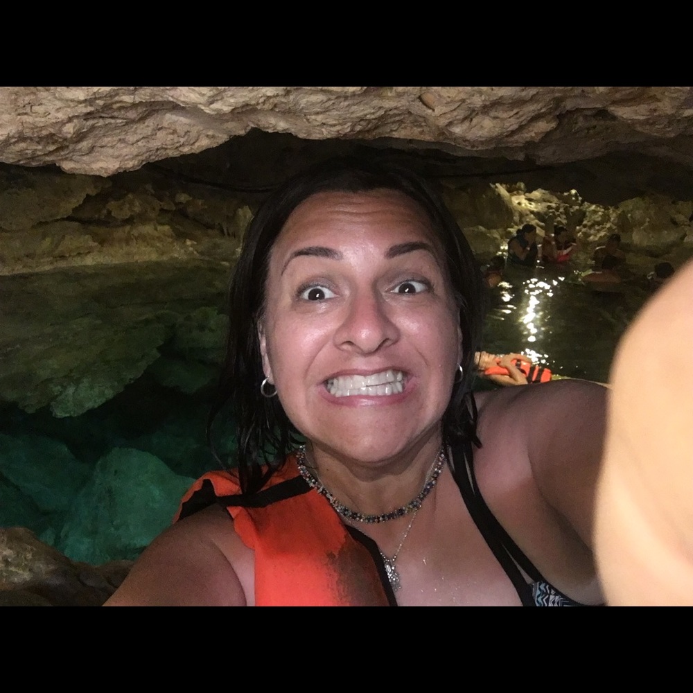 Meet your Posher, Marcela