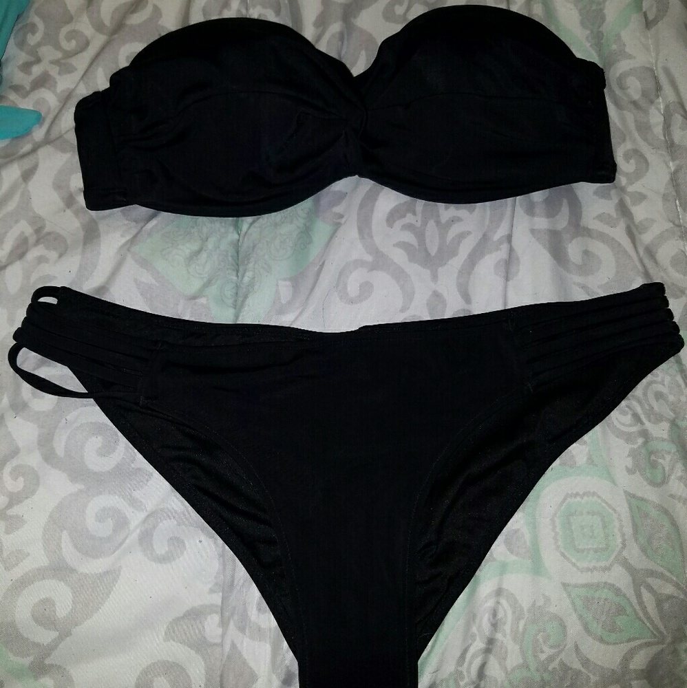 Victoria's Secret bikini