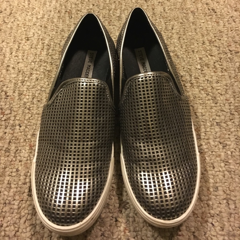 Steve Madden sneakers