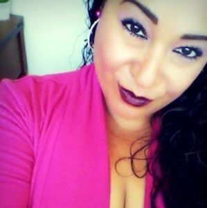 Meet your Posher, Paula