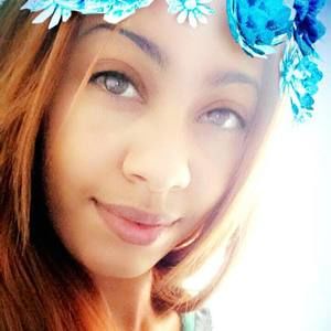 Meet your Posher, Tania