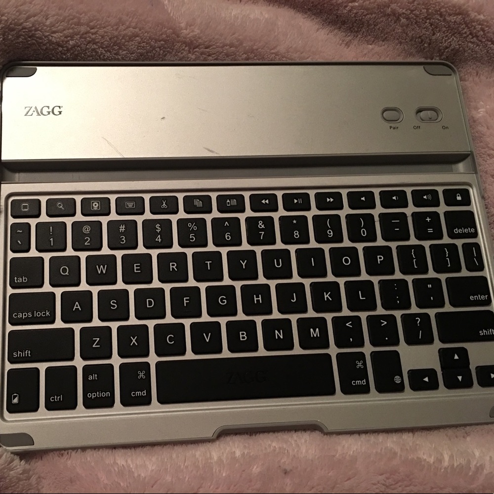 Zagg aluminum wireless keyboard