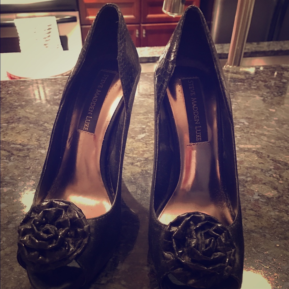 Steve Madden size 7.5 shoes