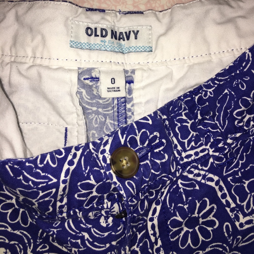 Pattern shorts MUST HAVE - Picture 3 of 3