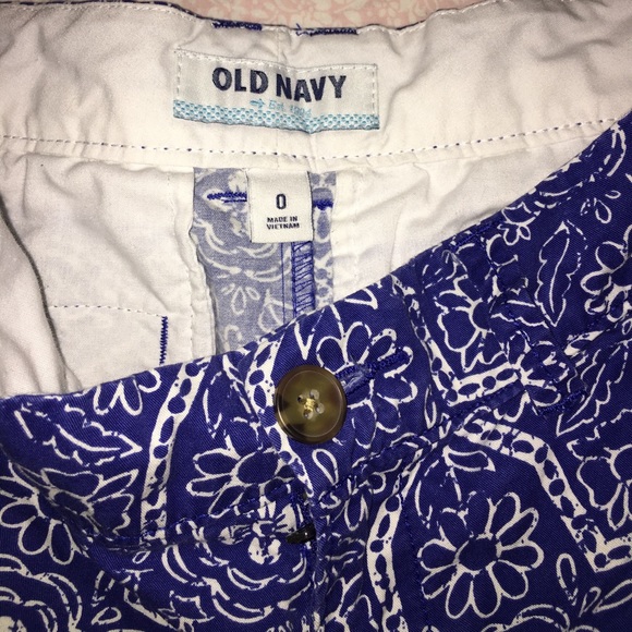 Pattern shorts MUST HAVE - Picture 3 of 3