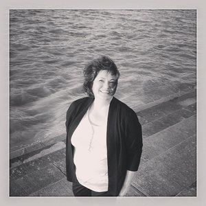 Meet your Posher, Debbie