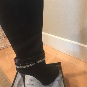 NWB Wild Diva Knee High Stiletto Boot