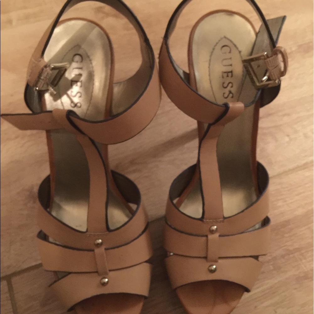GUESS- Sz 9- Tan strappy heels. Only worn a few x
