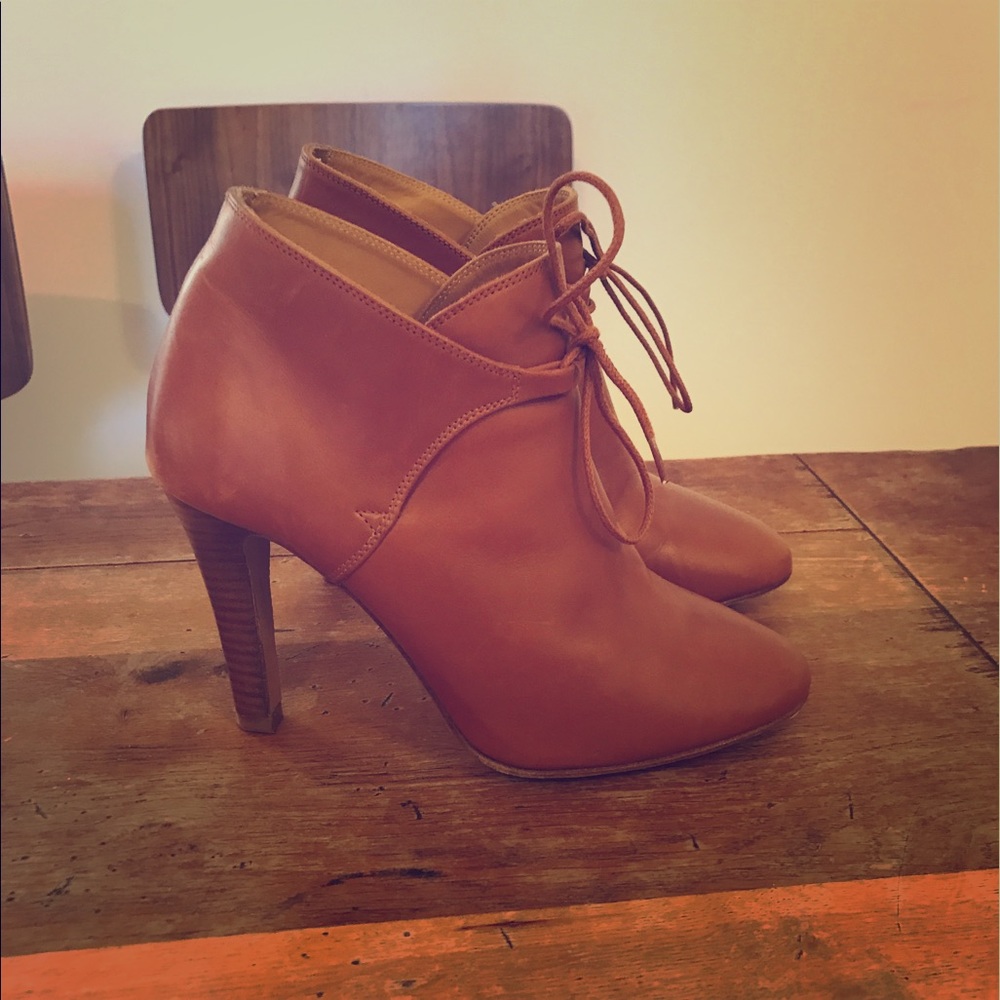 Sezane tan lace up booties