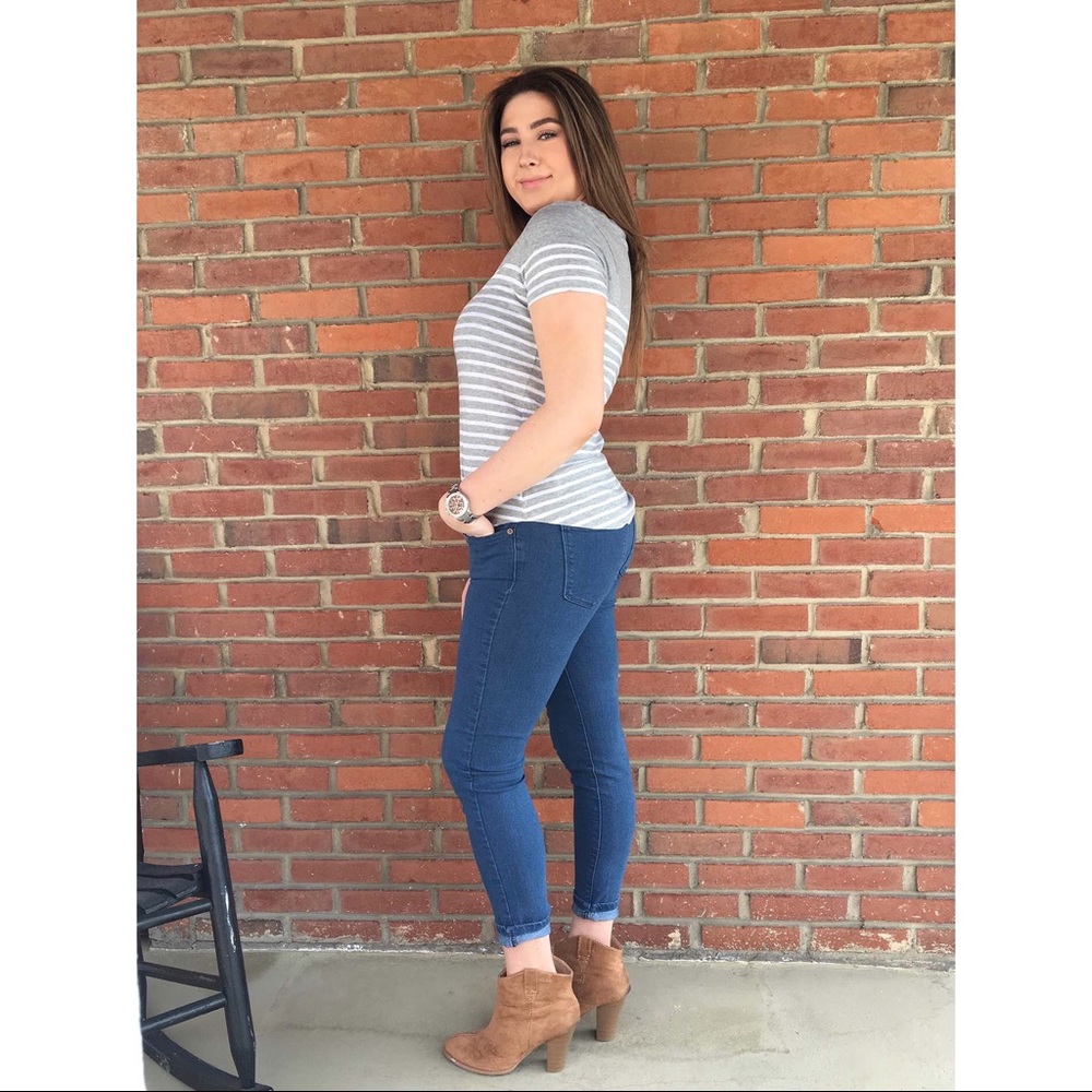 Old Navy T-Shirt