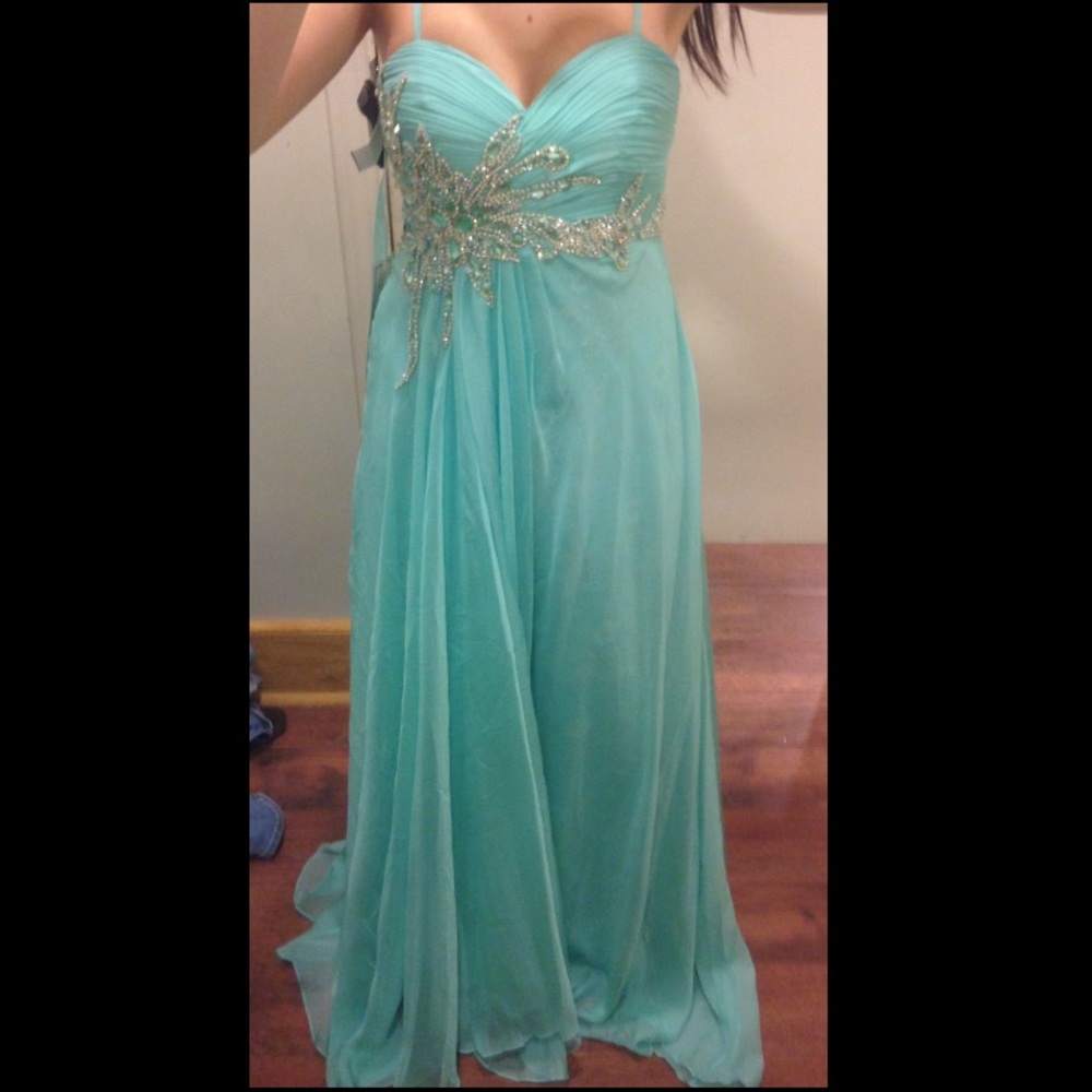 Floor-length Prom Dress (Light Blue)