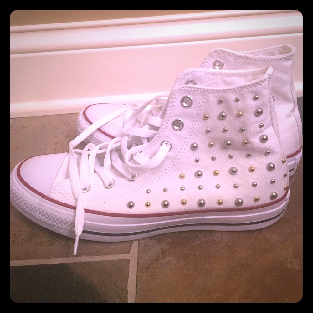Never worn high top white studded converse size 8