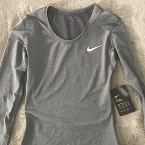 Nike Pro Cool Dri-Fit Long Sleeve Tee S