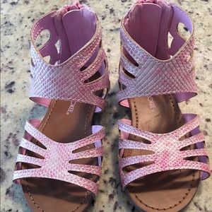 Girls sandals