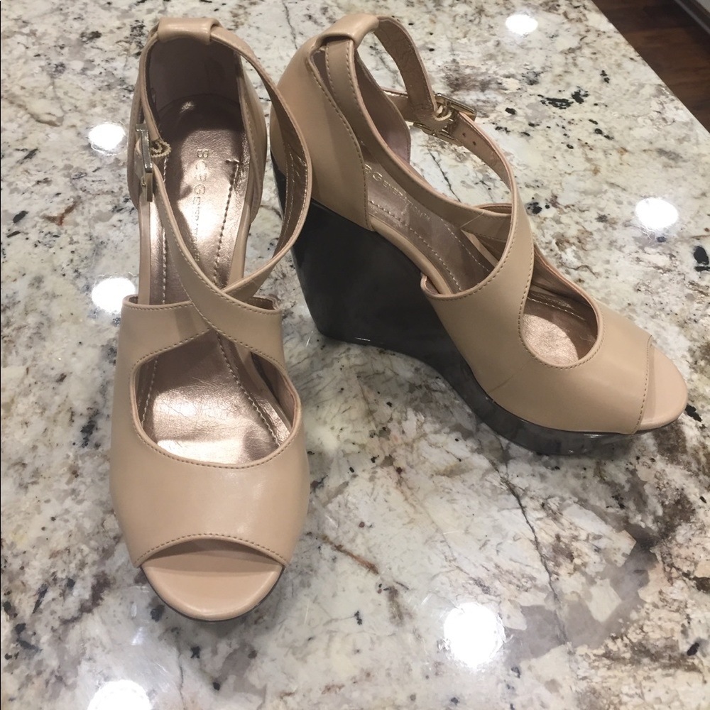 BCBG Nude lightweight wedges