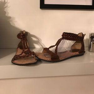 Brown sandals Born Concept B•O•C