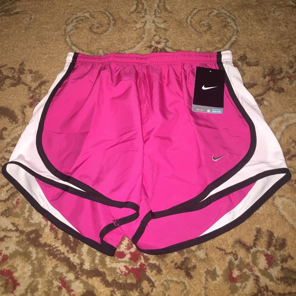 Gift 🎁 Nike Dri Fit Running Shorts Pink Size S