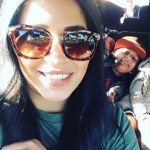 Meet your Posher, Deanna