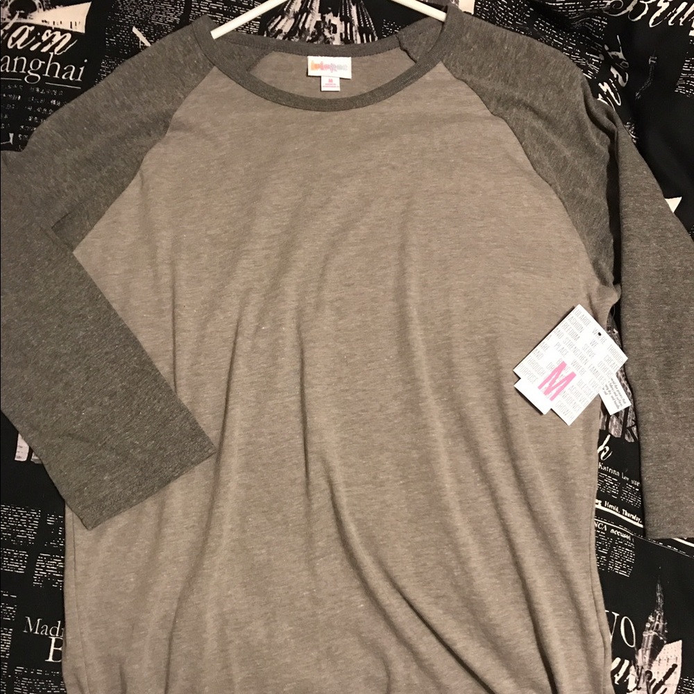 NWT Medium Gray Randy