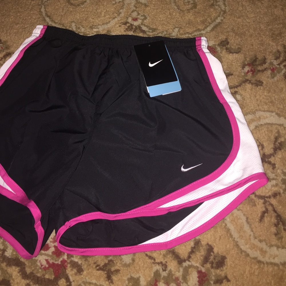🎁Gift, Nike Dri Fit Running Shorts Black Size S - Picture 2 of 4